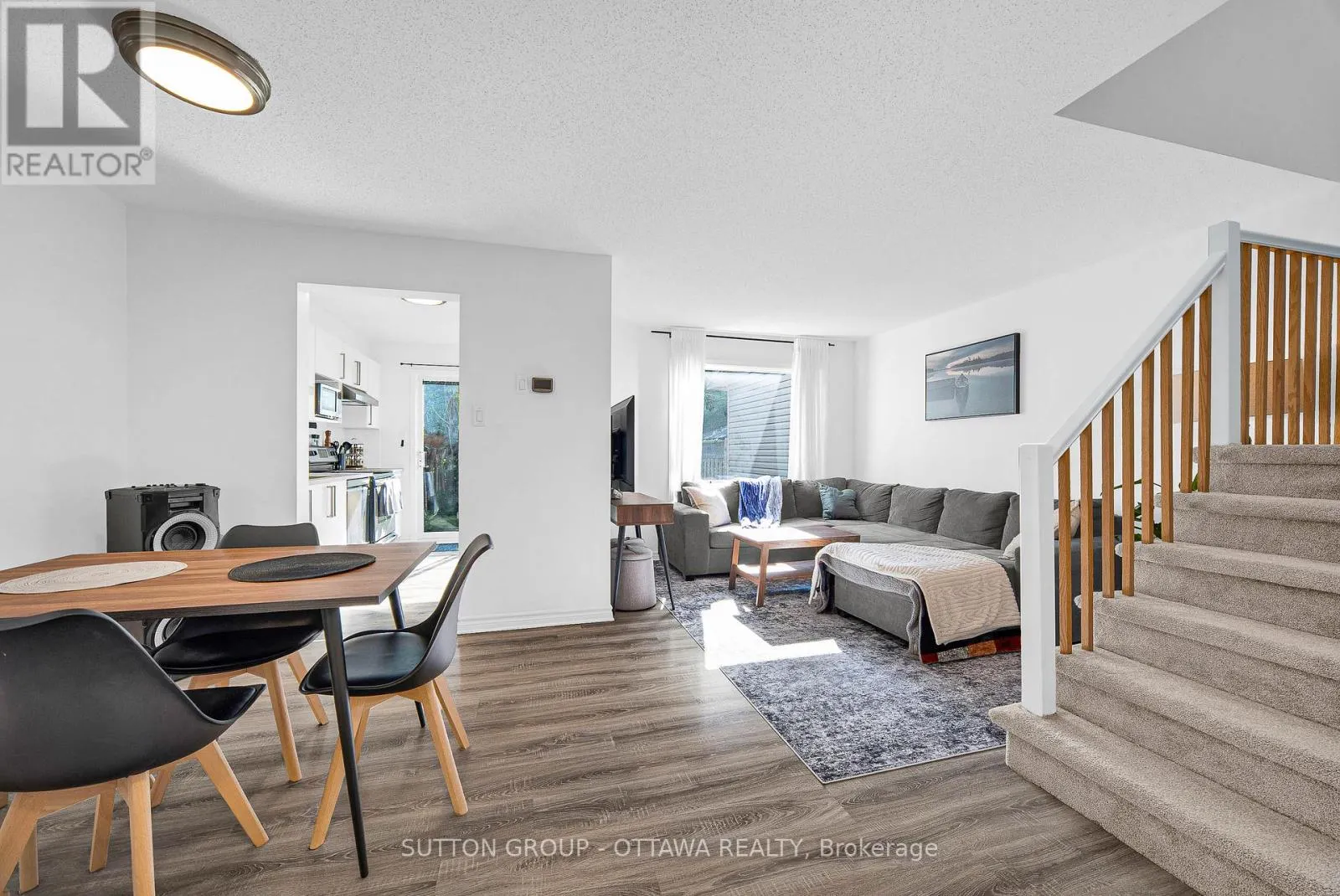 313 STONEWAY DRIVE