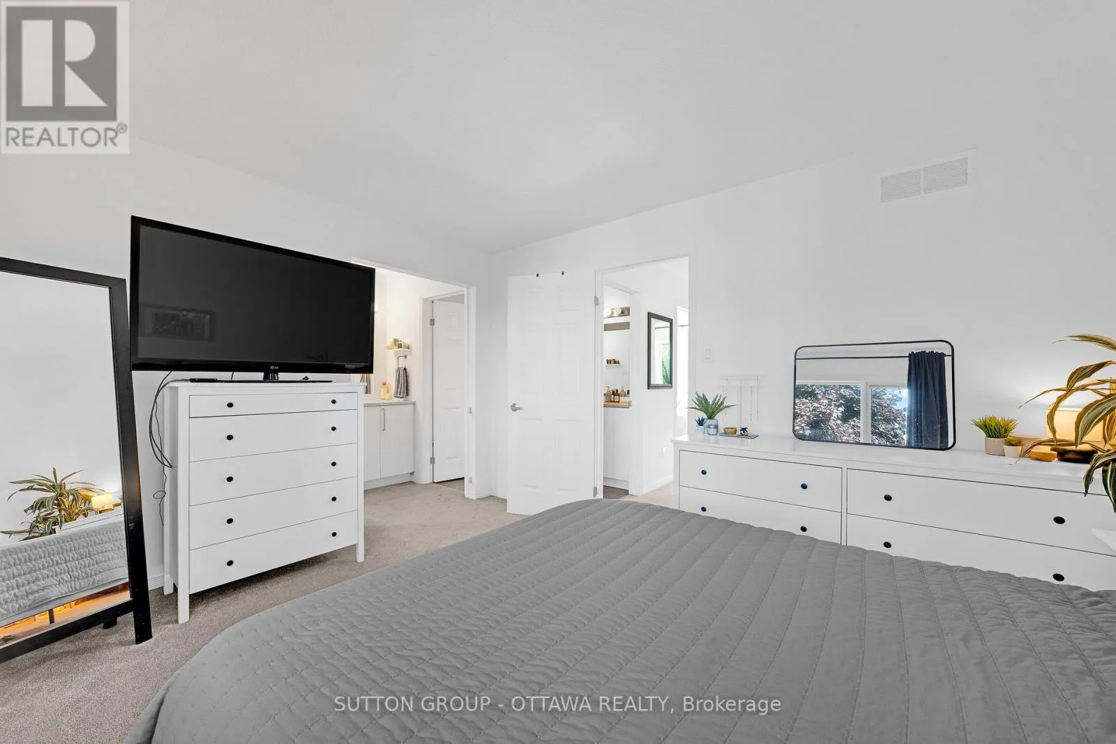 313 STONEWAY DRIVE