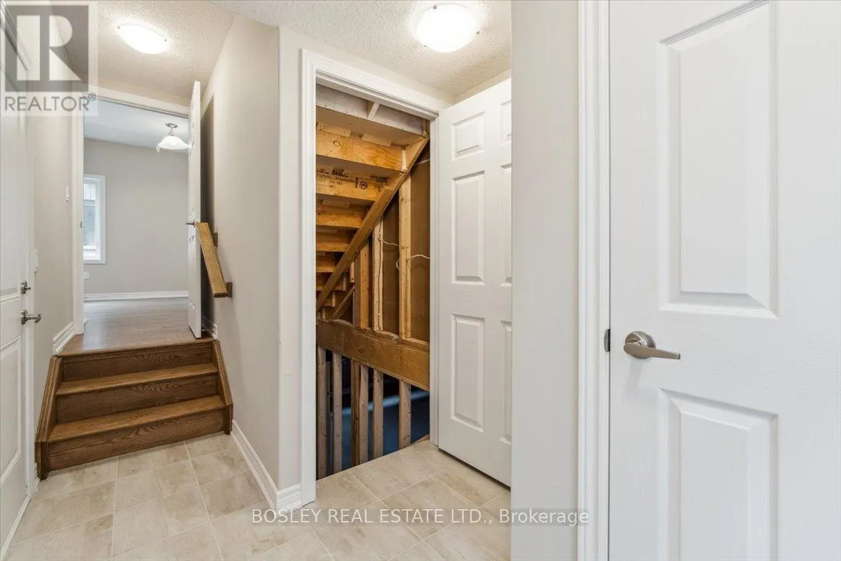 126 DEVONLEIGH GATE N