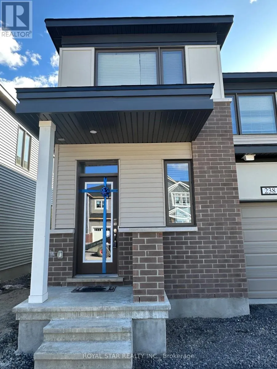 238 BILLRIAN CRESCENT
