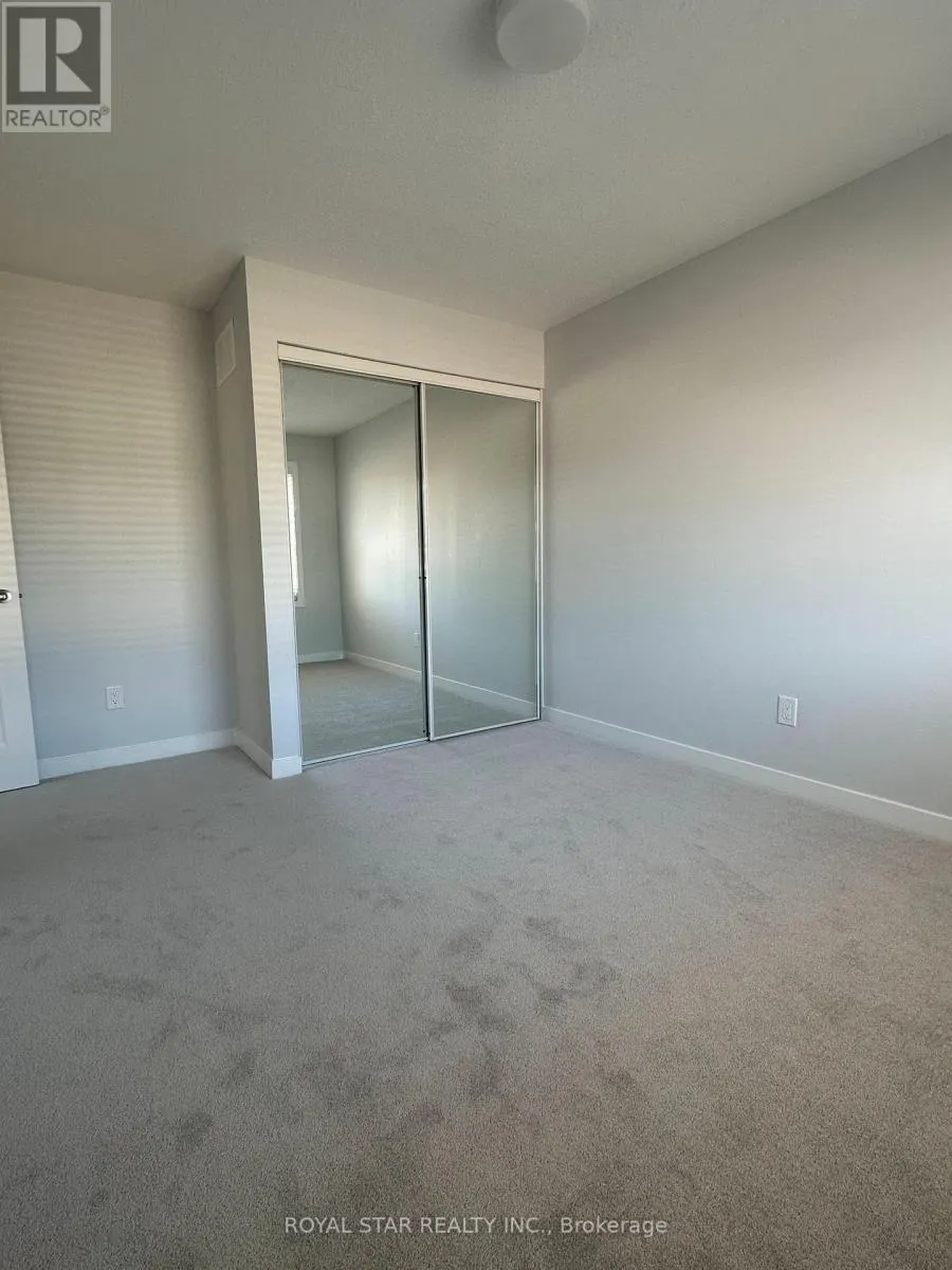 238 BILLRIAN CRESCENT