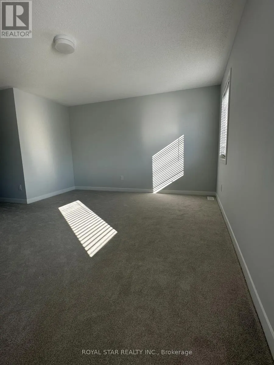 238 BILLRIAN CRESCENT