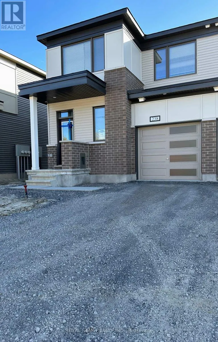 238 BILLRIAN CRESCENT