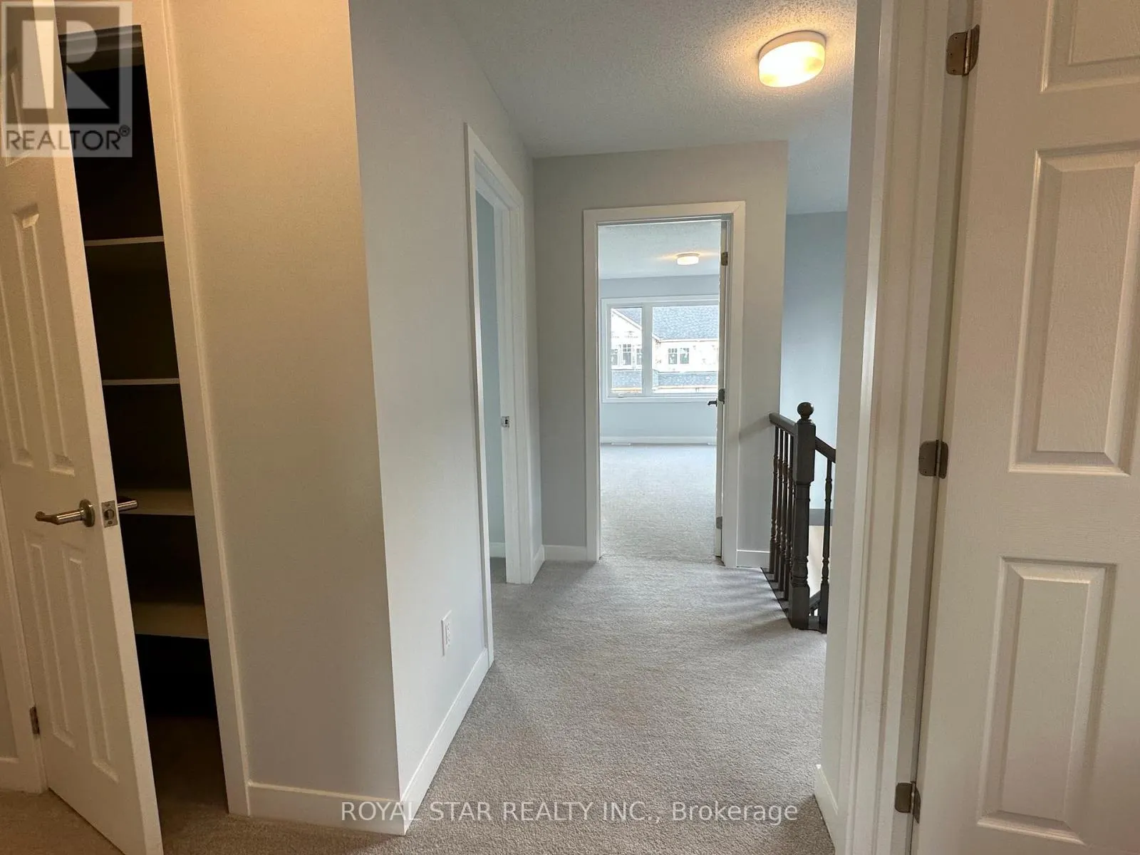 238 BILLRIAN CRESCENT