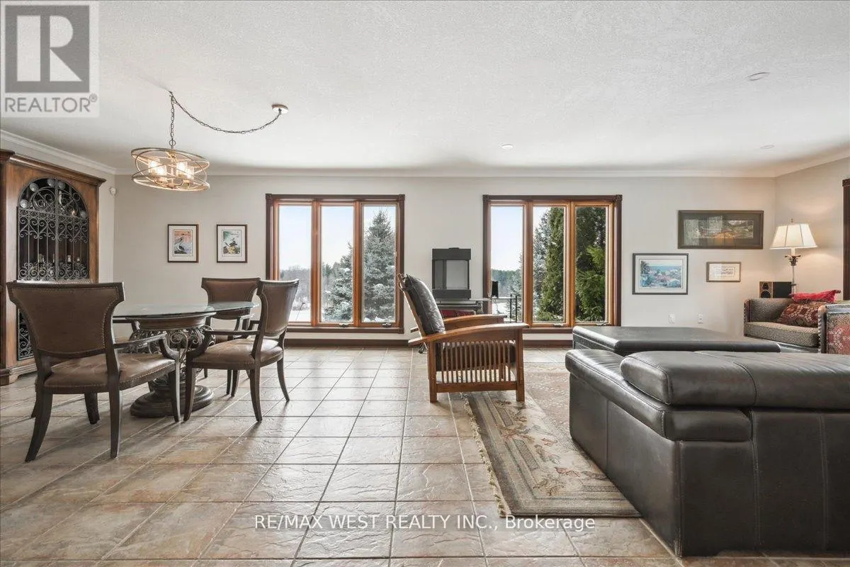 331 MOUNTSBERG ROAD