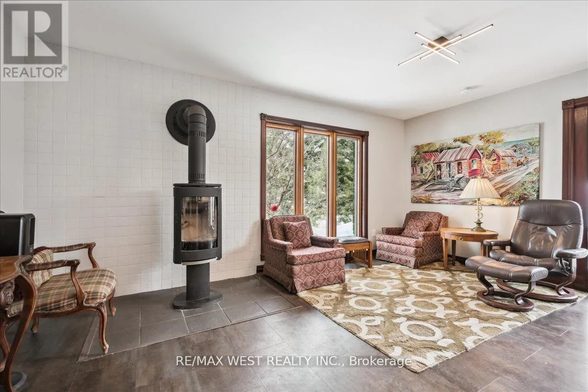 331 MOUNTSBERG ROAD
