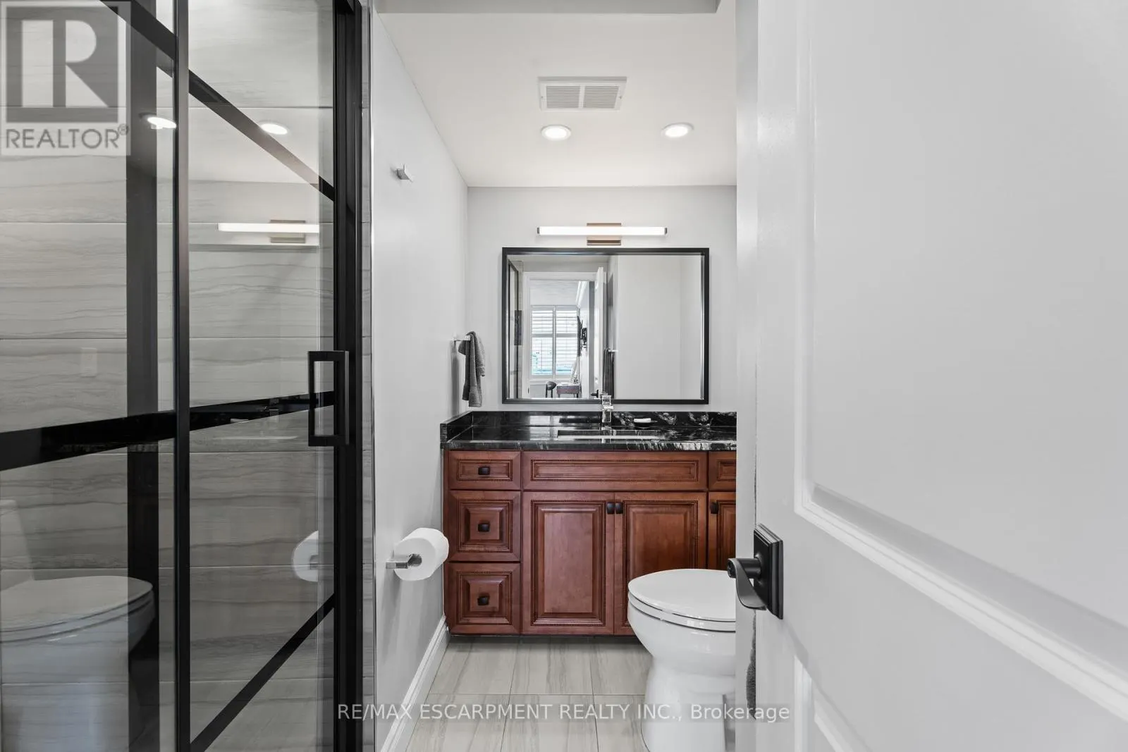 1103 - 40 HARRISFORD STREET