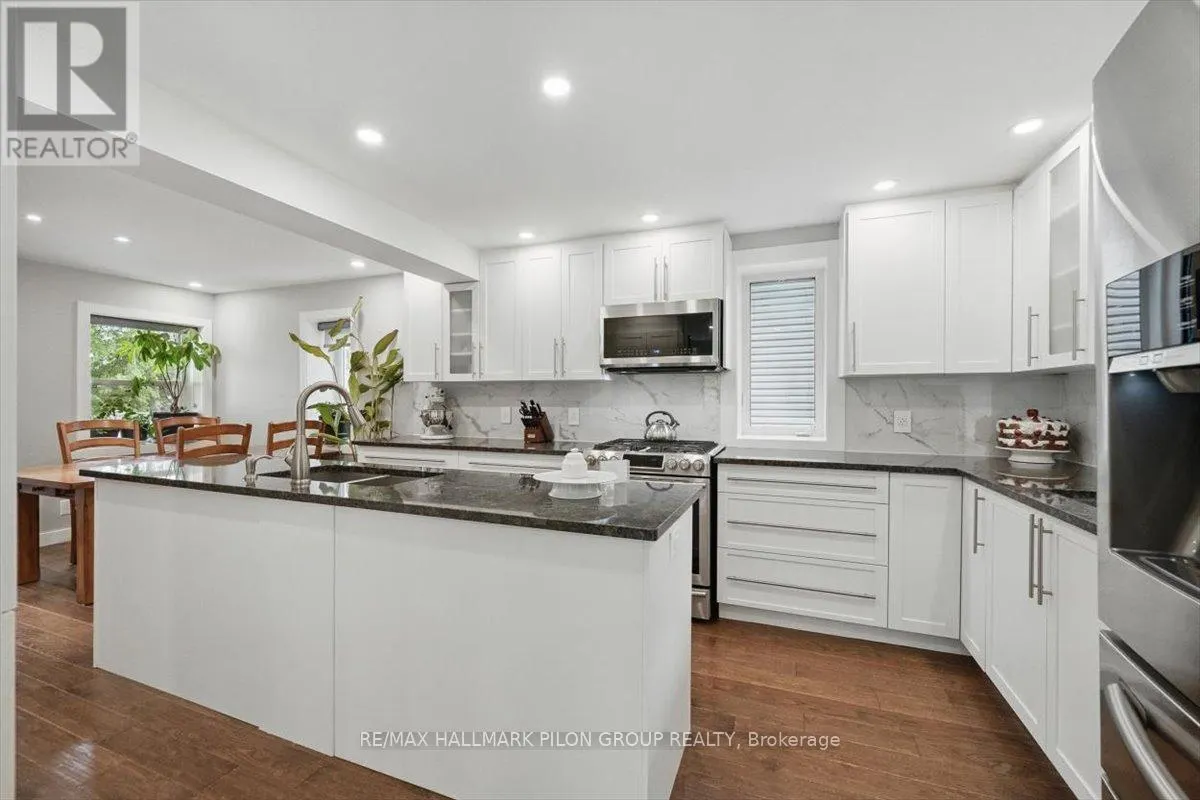 84 EASTPARK DRIVE