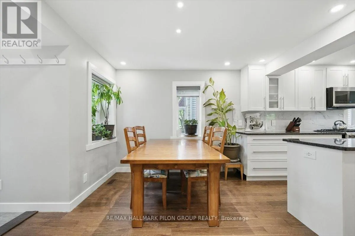 84 EASTPARK DRIVE