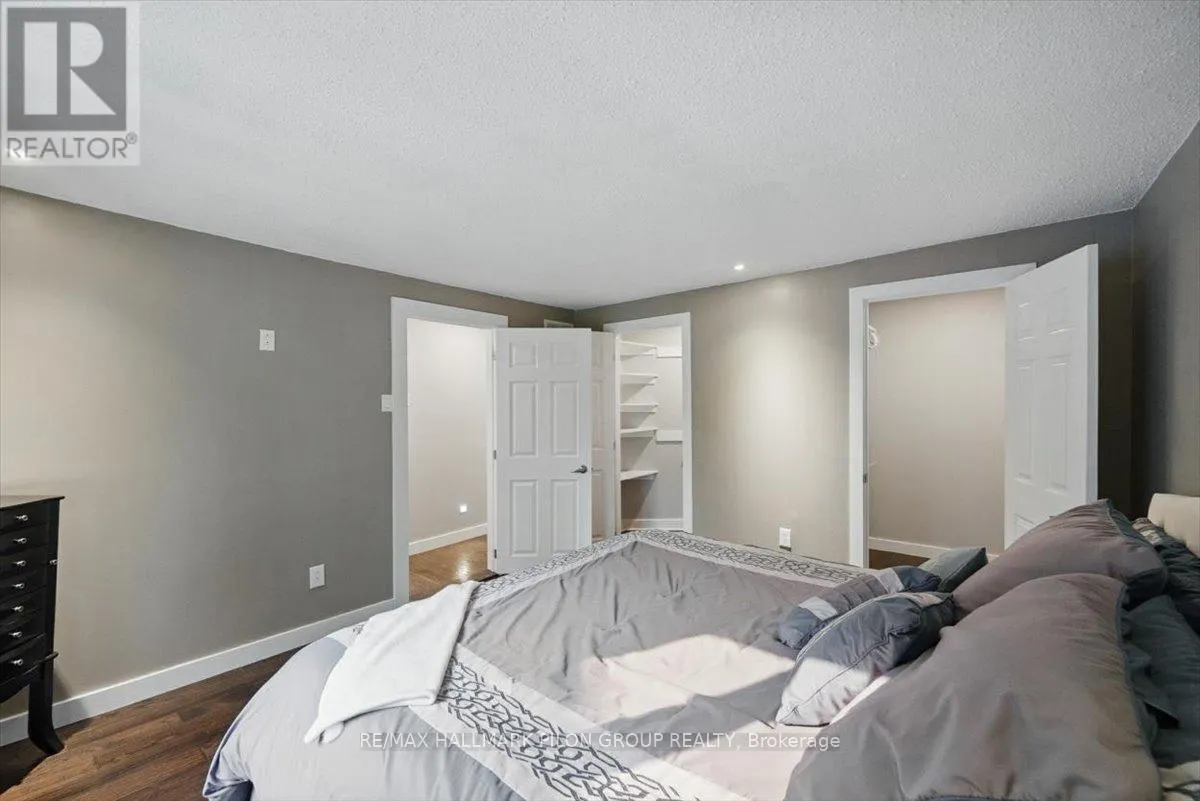 84 EASTPARK DRIVE