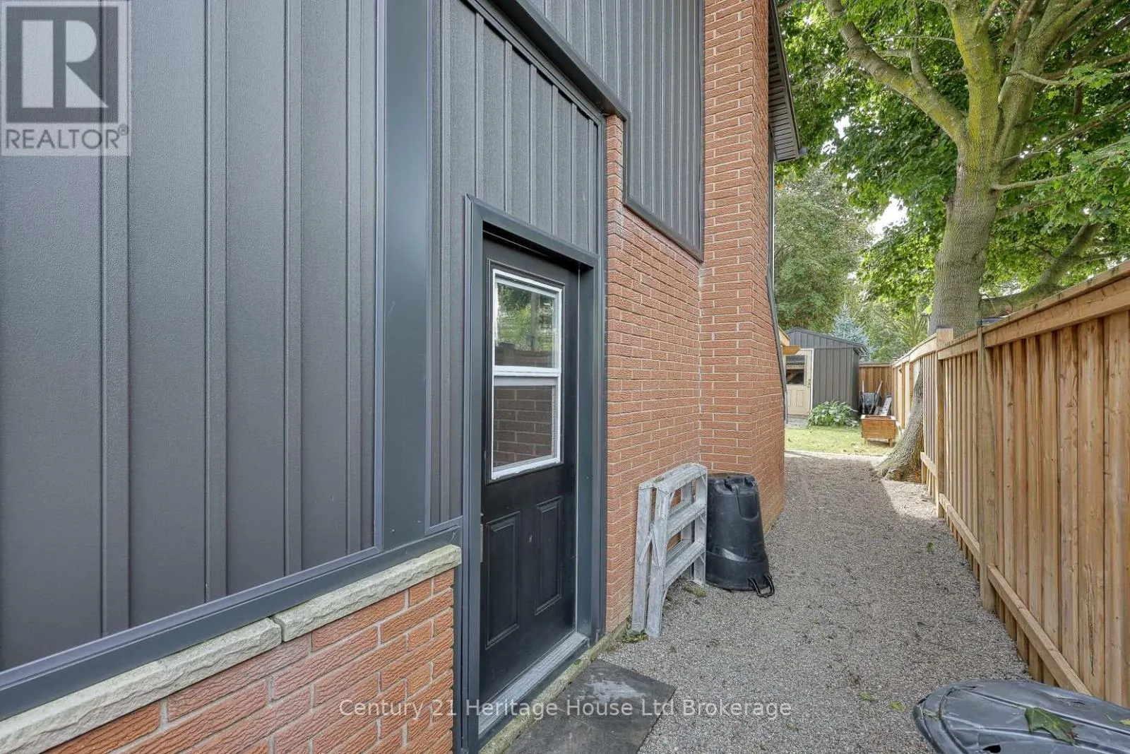 275 CARTIER DRIVE N