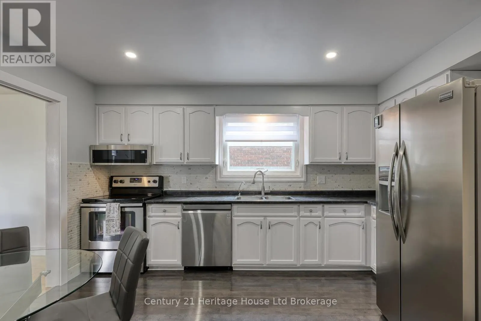 275 CARTIER DRIVE N