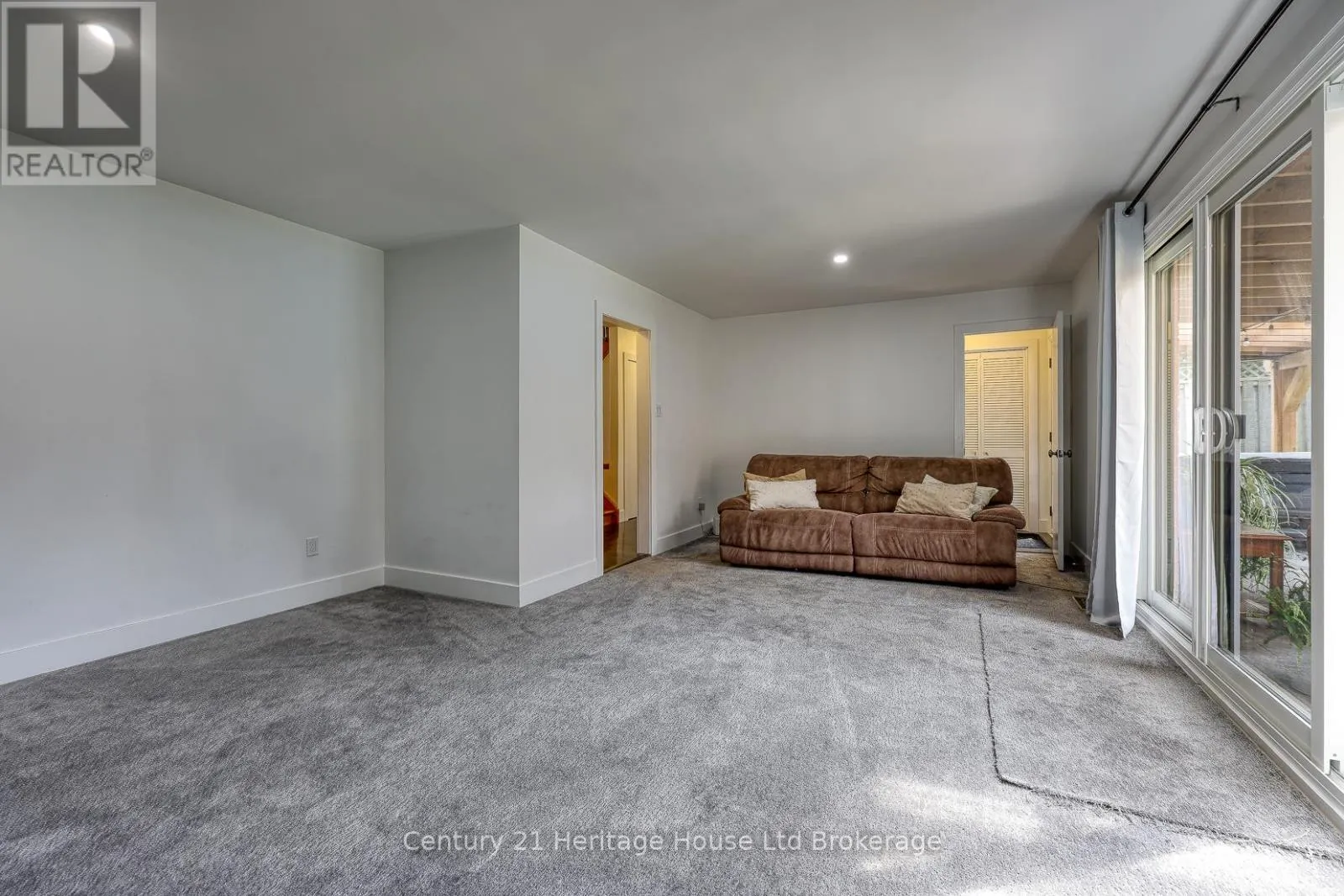 275 CARTIER DRIVE N