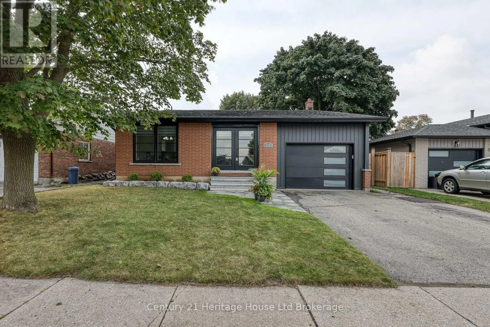 275 CARTIER DRIVE N