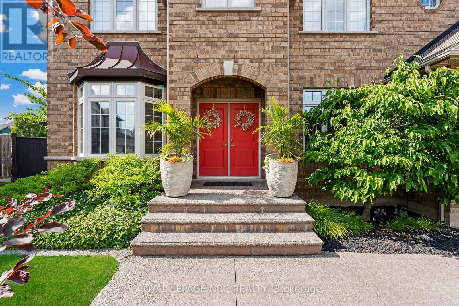 13 ALEX GRANT PLACE