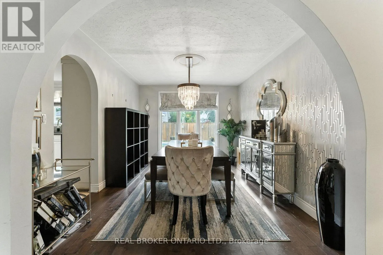267 MEMORIAL DRIVE