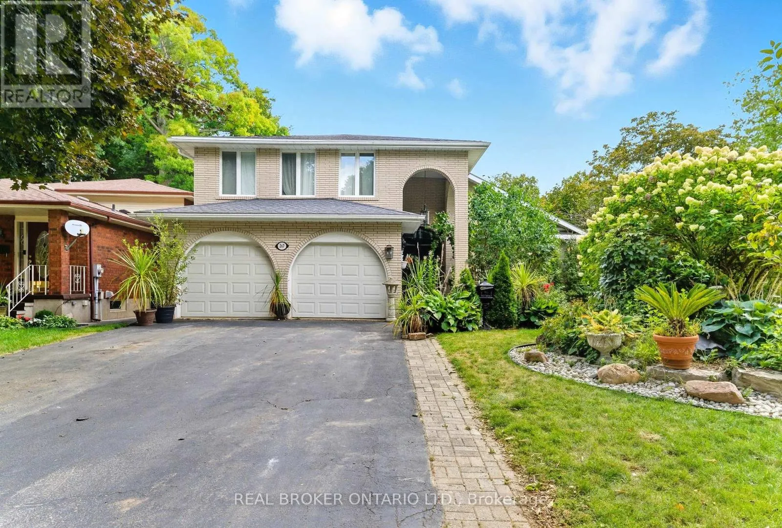 267 MEMORIAL DRIVE