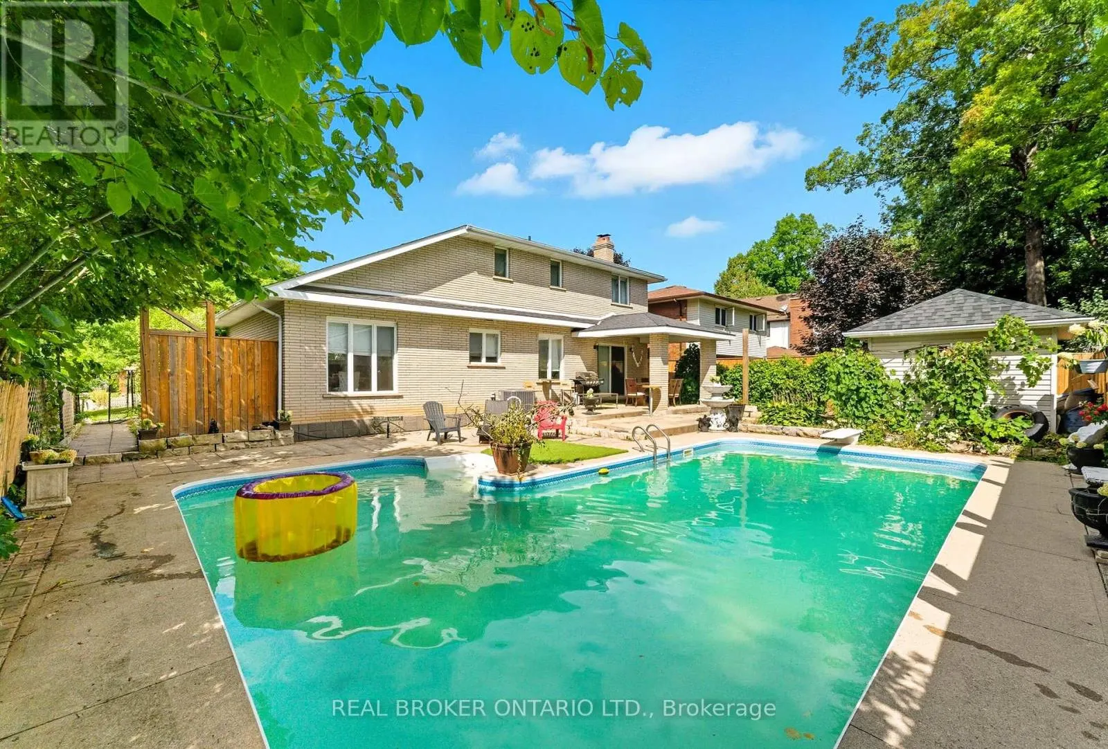 267 MEMORIAL DRIVE
