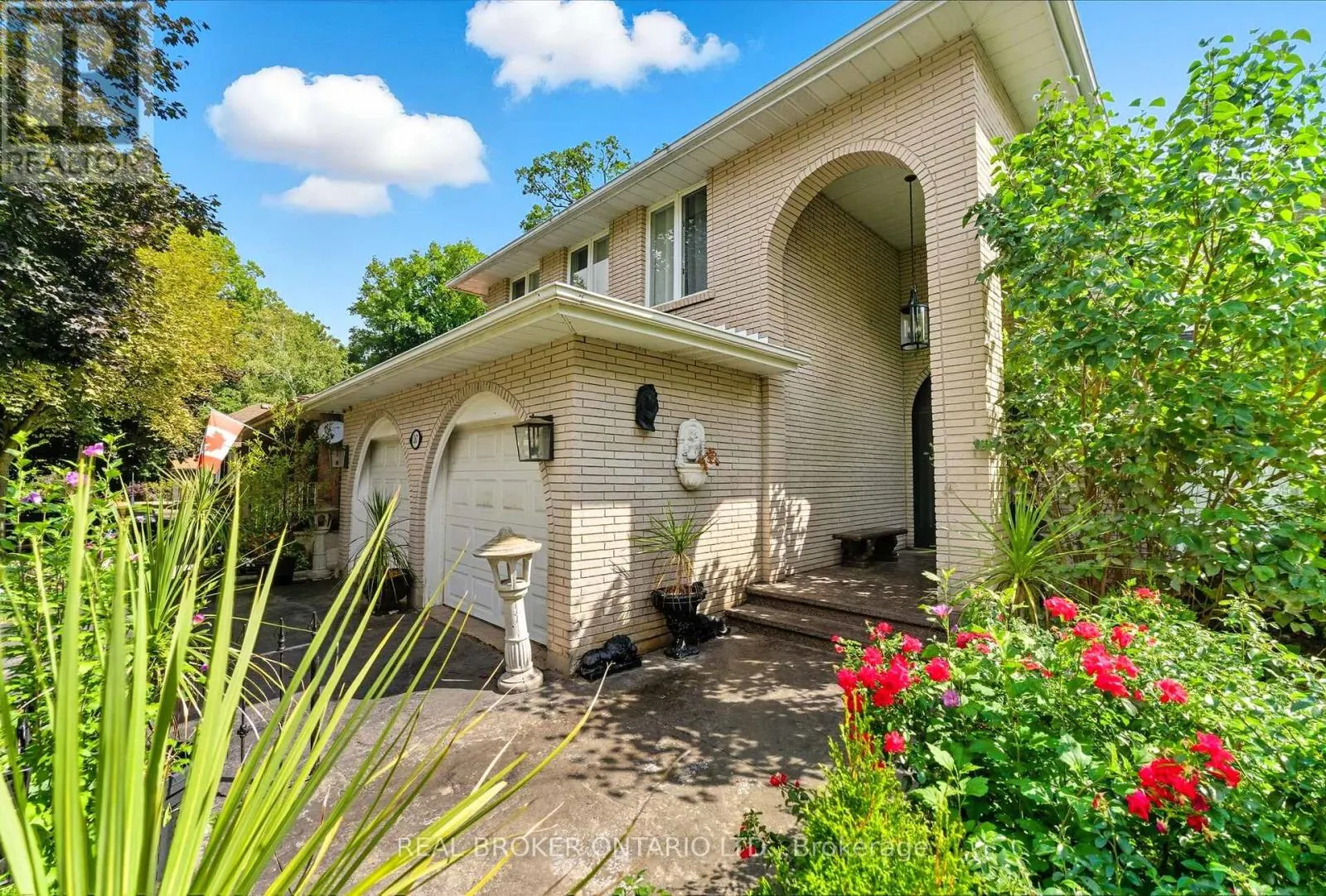 267 MEMORIAL DRIVE