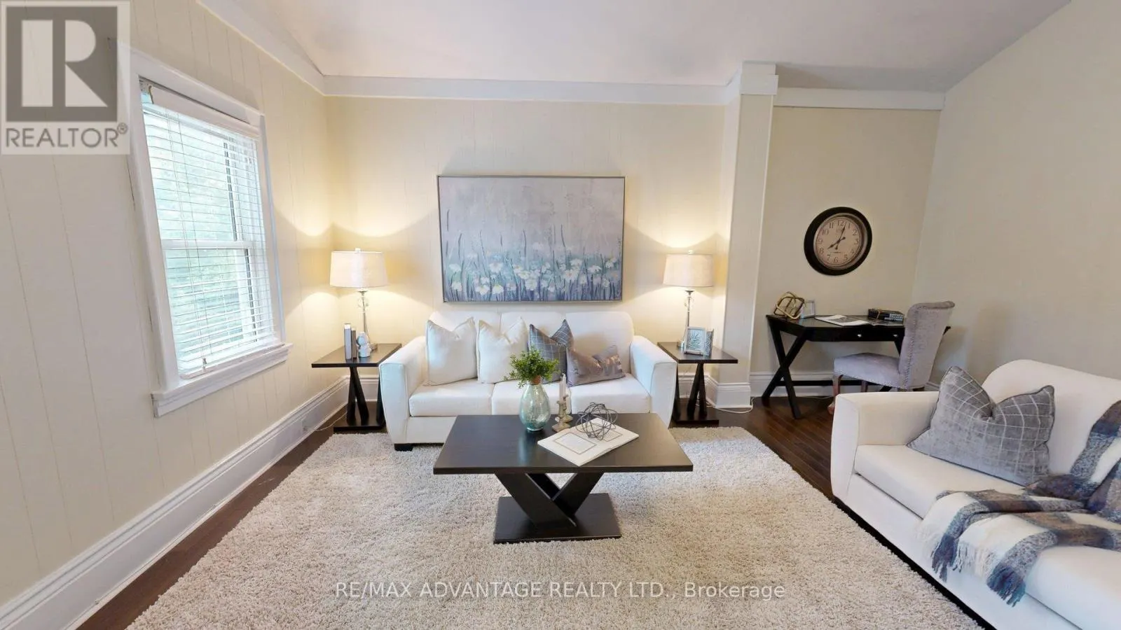 137 WOODWARD AVENUE
