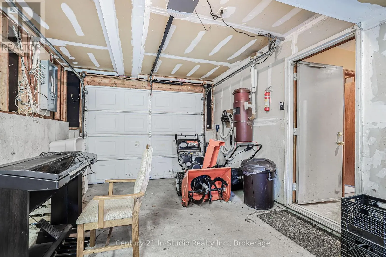 526 CRAWFORD STREET