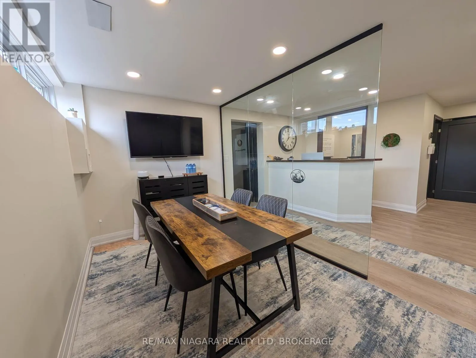 LOWER UNIT - 174 EASTCHESTER AVENUE, #Lower Unit