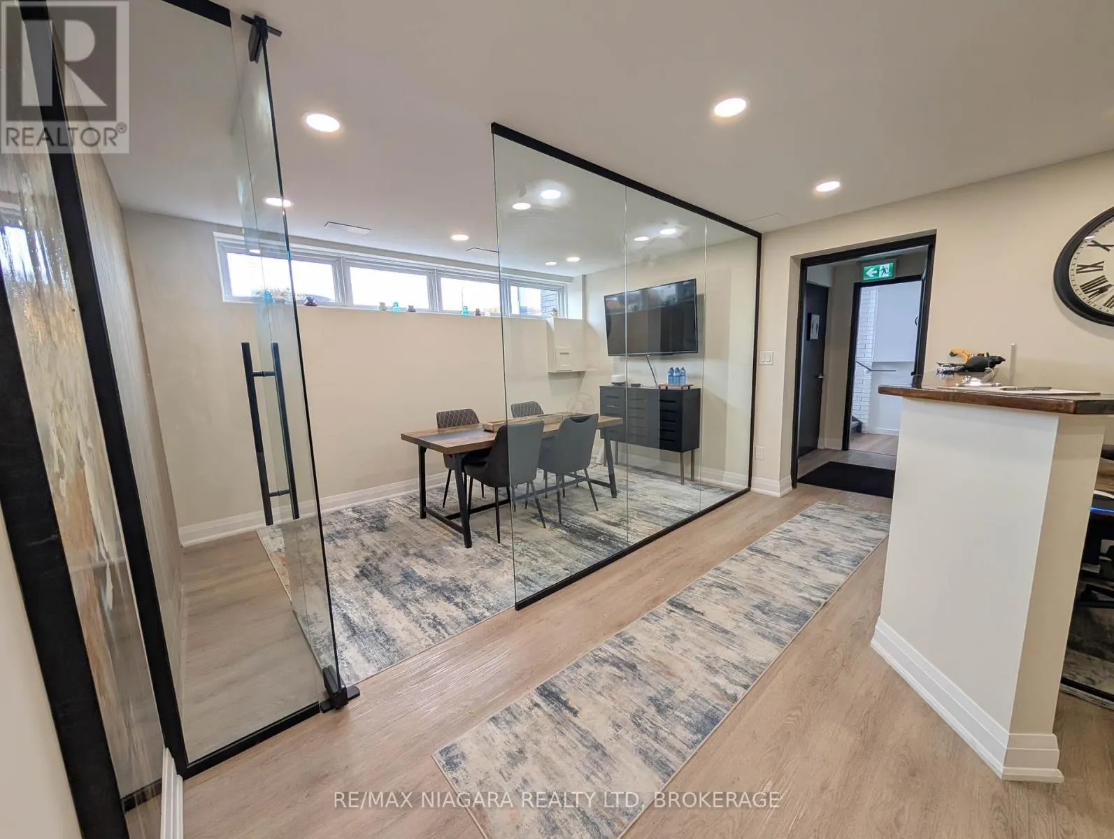 LOWER UNIT - 174 EASTCHESTER AVENUE, #Lower Unit