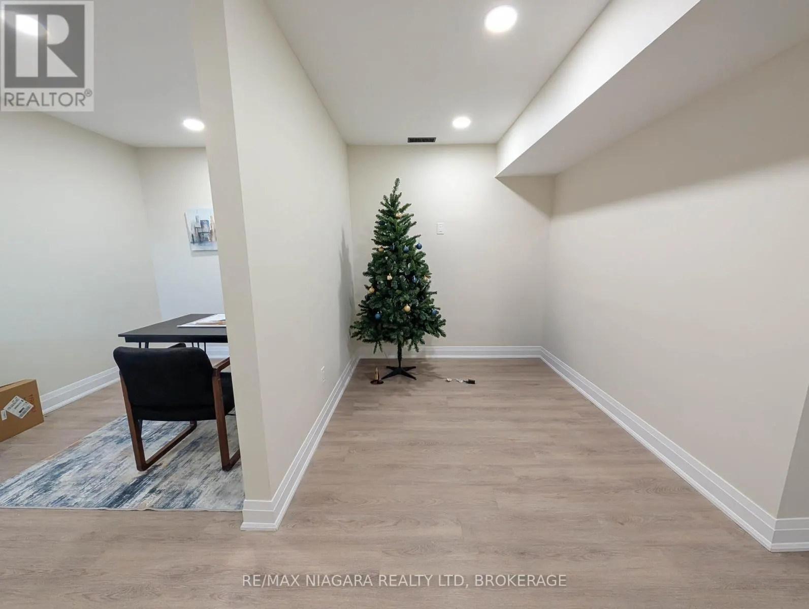 LOWER UNIT - 174 EASTCHESTER AVENUE, #Lower Unit
