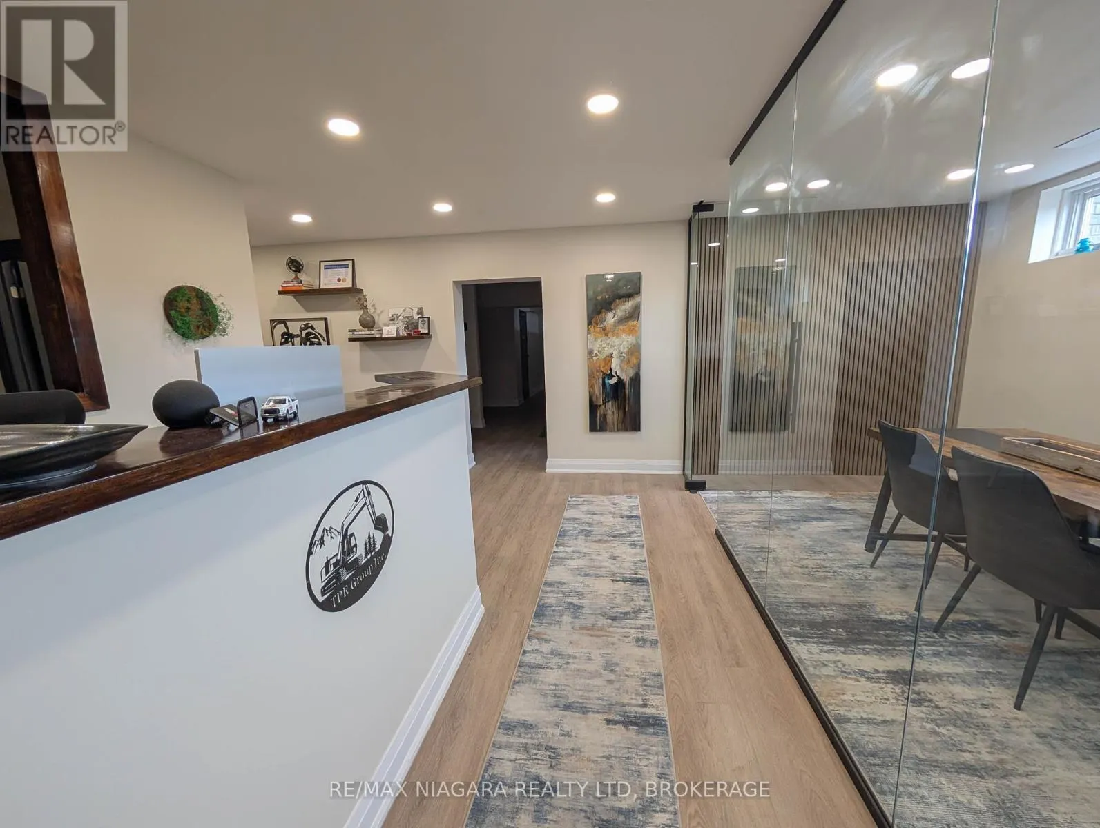 LOWER UNIT - 174 EASTCHESTER AVENUE, #Lower Unit
