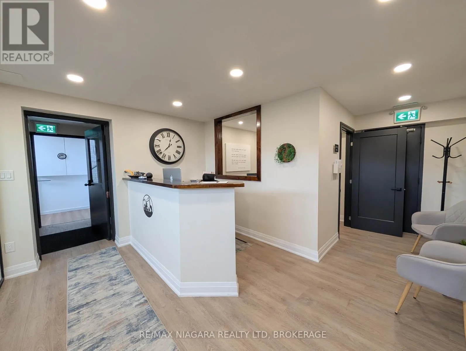 LOWER UNIT - 174 EASTCHESTER AVENUE, #Lower Unit