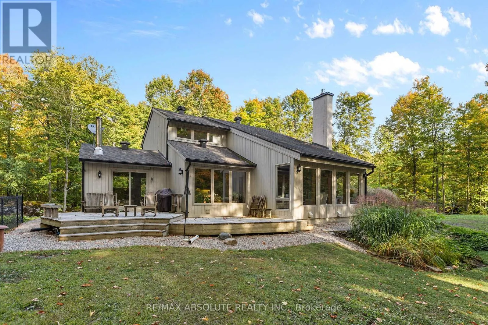 109 PINERIDGE ROAD