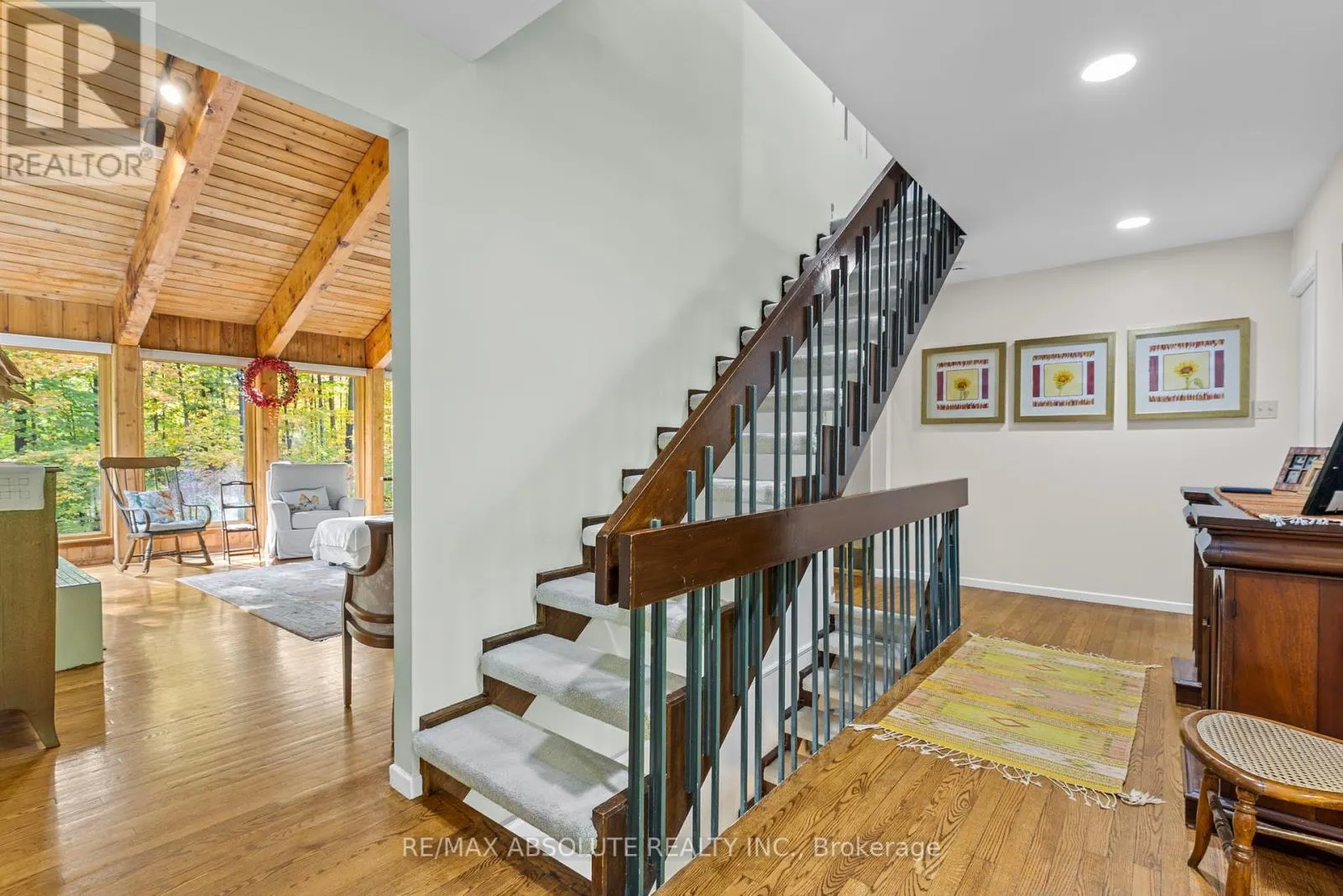 109 PINERIDGE ROAD