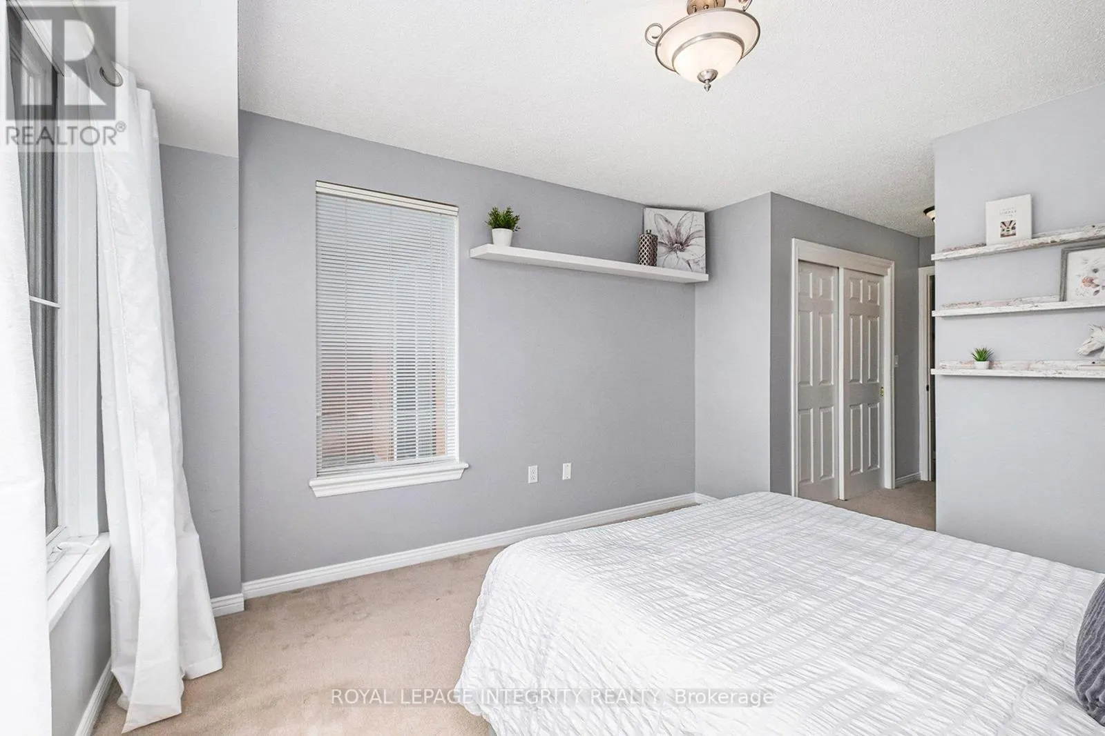 303 - 1 MERIDIAN PLACE