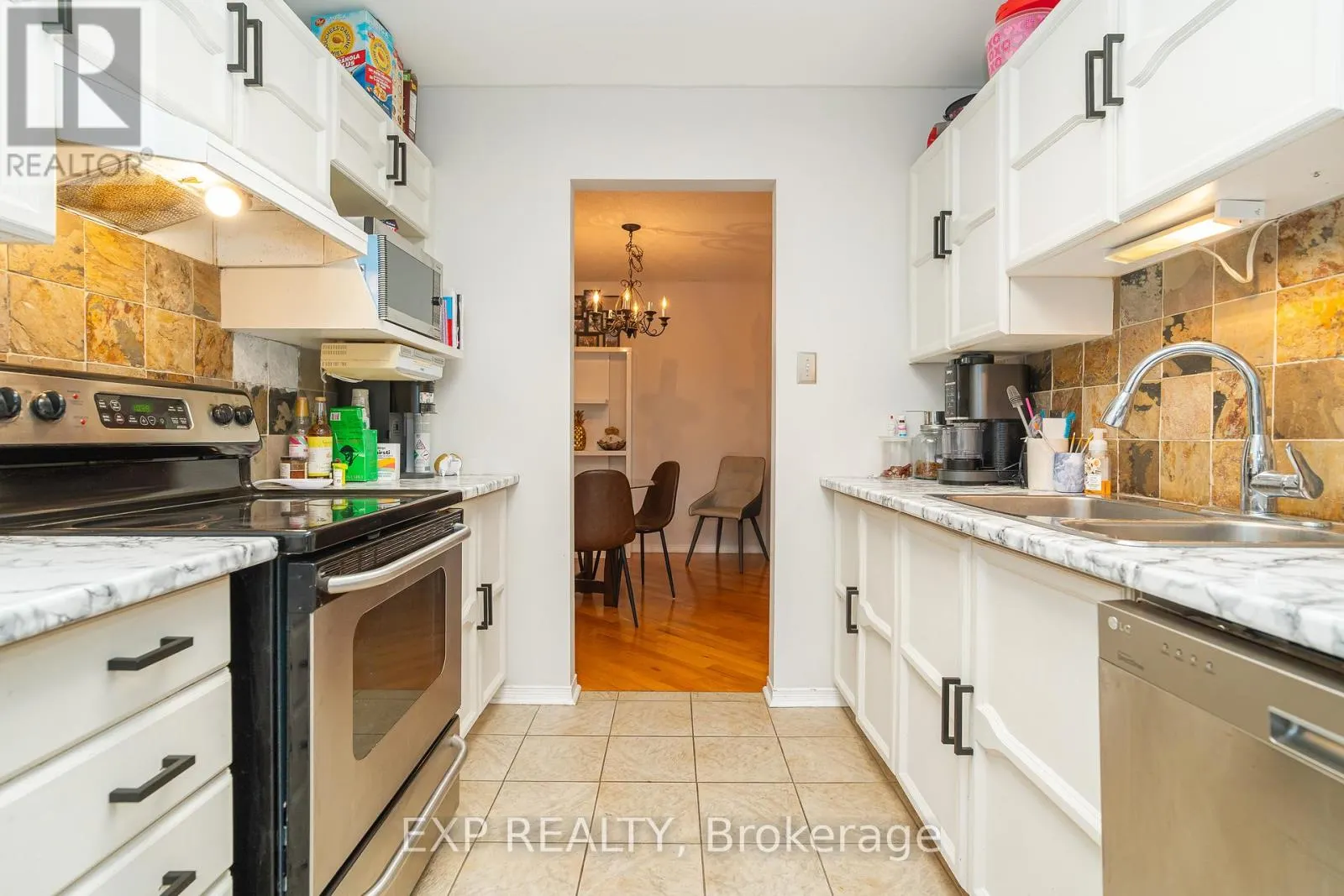 86 FURLONG CRESCENT