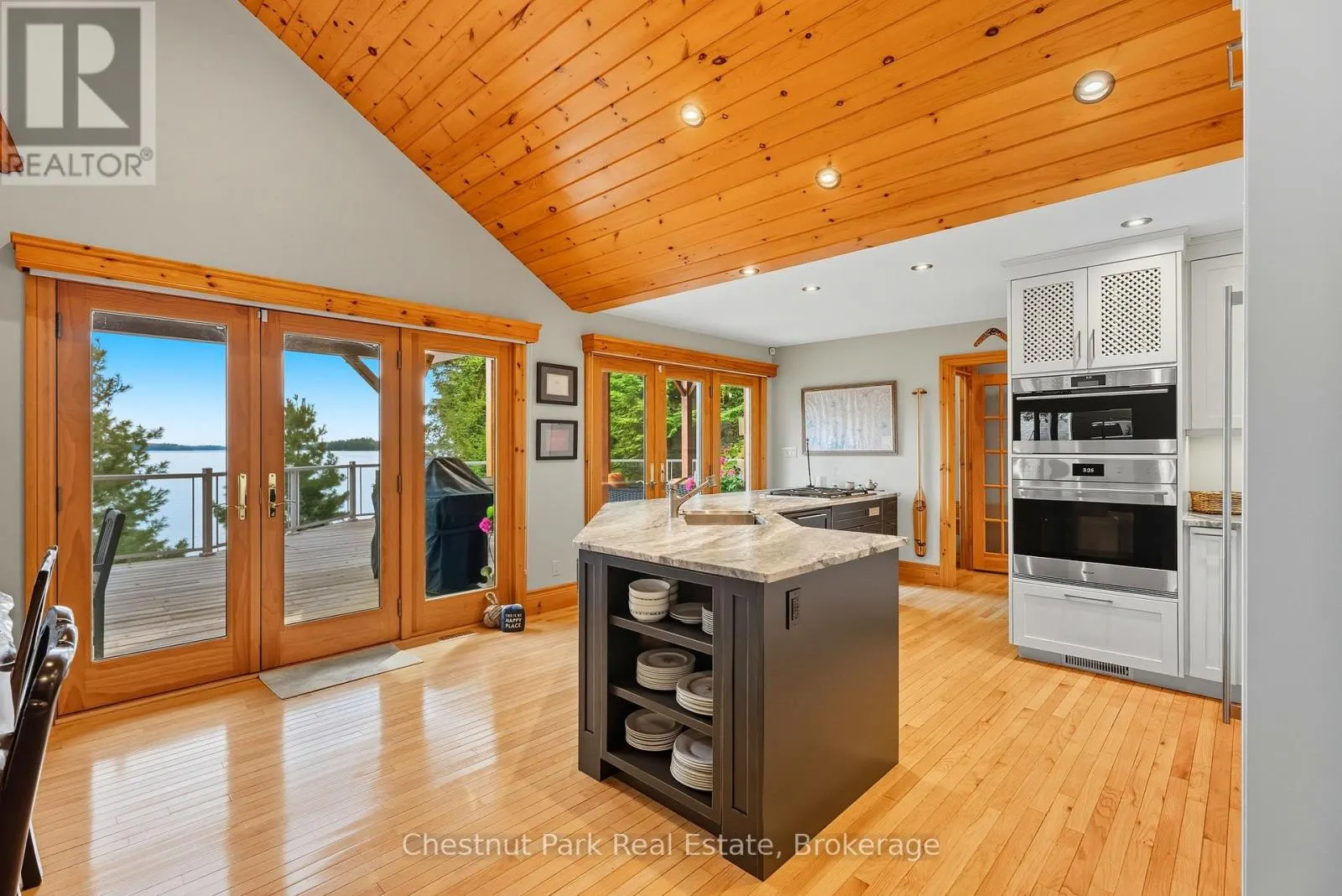 7 - 1092 SCARCLIFFE ROAD, #7