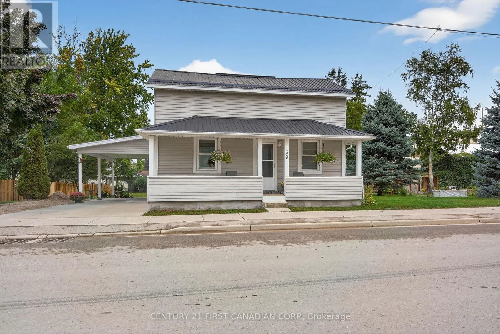 139 CENTRE STREET