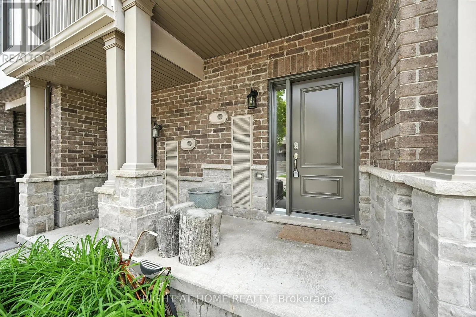 29 - 377 GLANCASTER ROAD