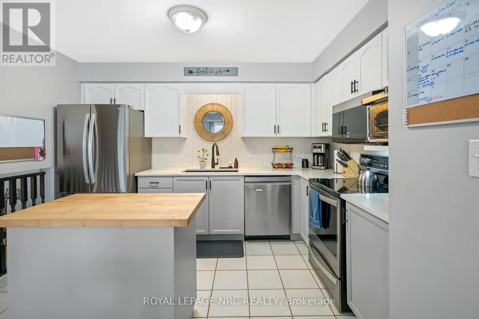71 WATERVIEW COURT