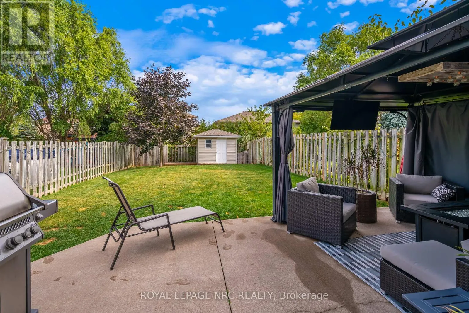 71 WATERVIEW COURT