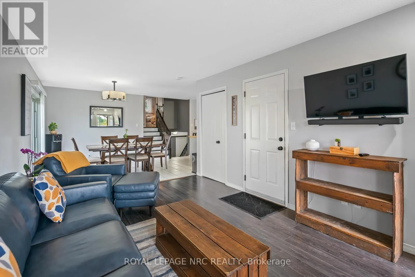 71 WATERVIEW COURT