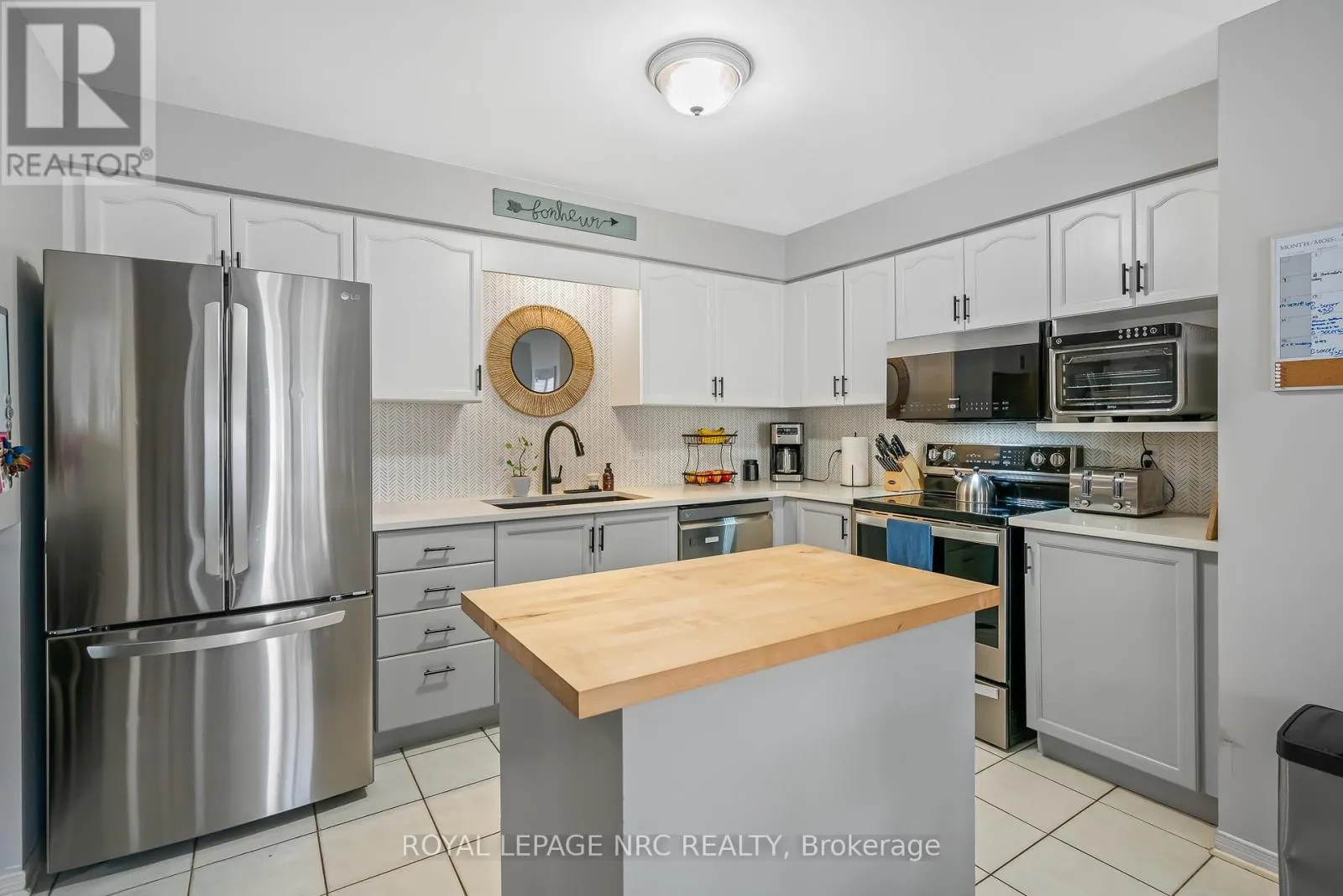 71 WATERVIEW COURT