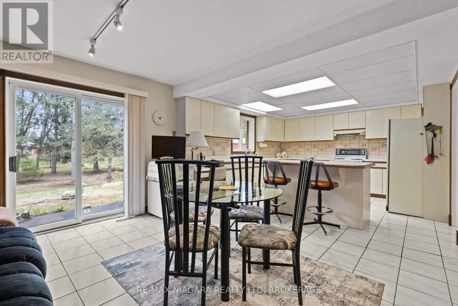 683 CANBORO ROAD