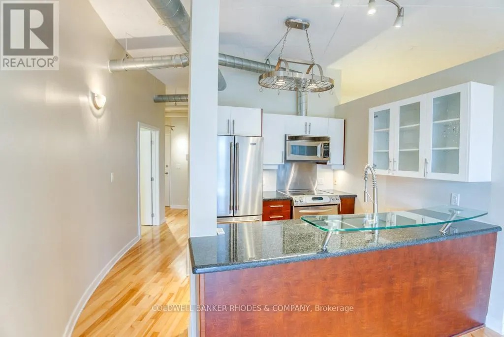 405 - 320 PARKDALE AVENUE