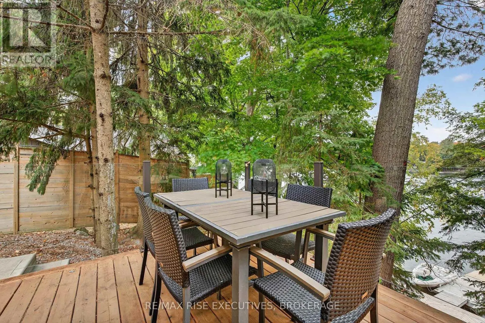 973 FOSTER BAY LANE
