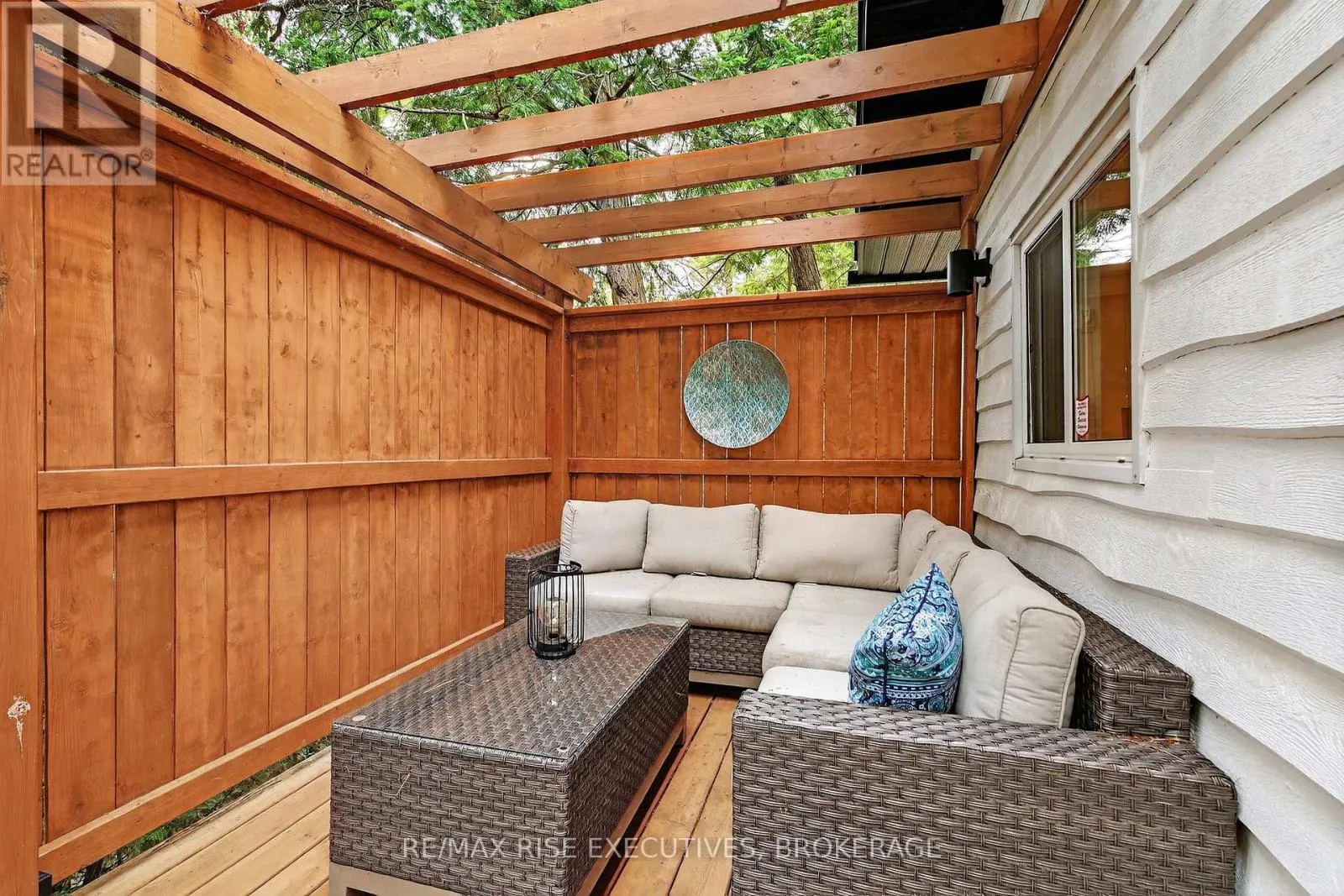973 FOSTER BAY LANE