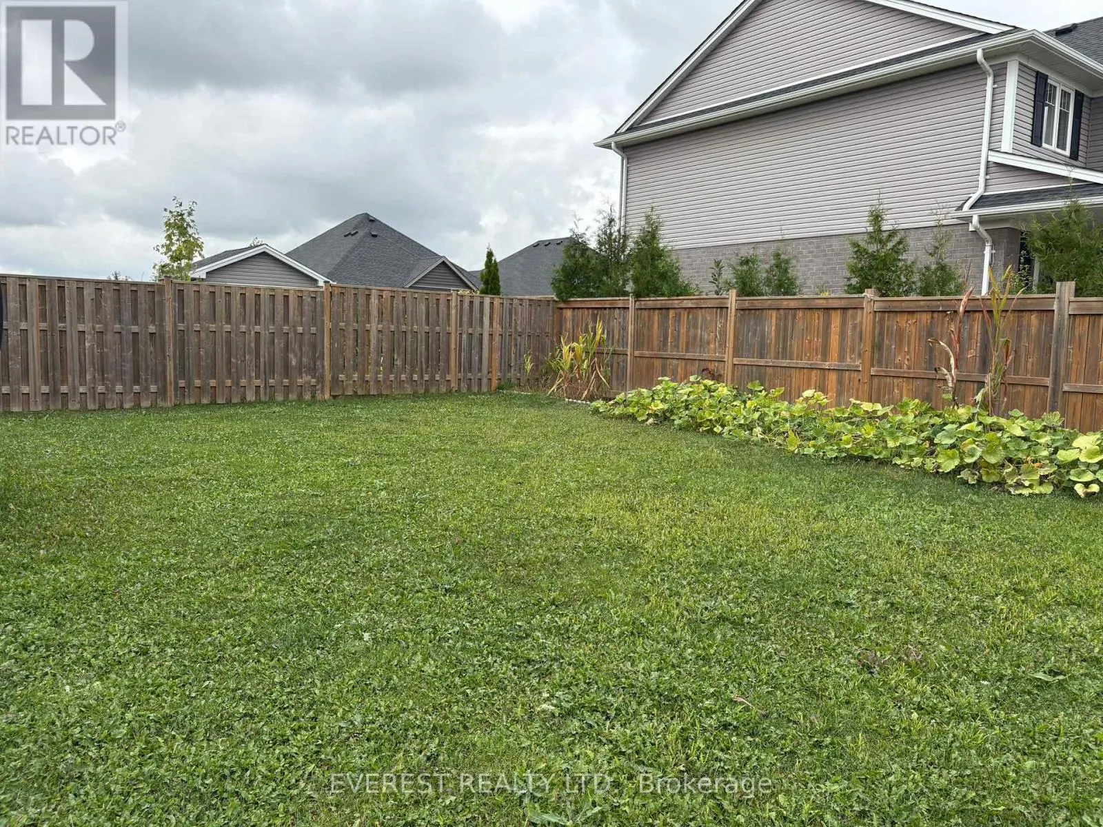 1 MELROSE COURT