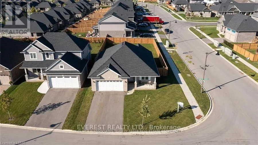 1 MELROSE COURT