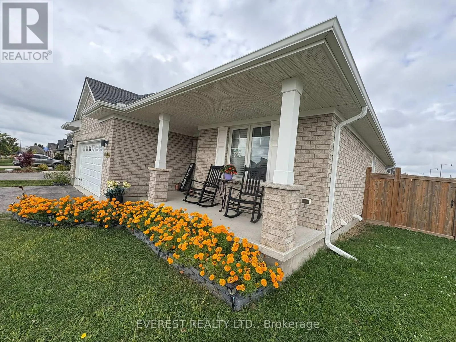 1 MELROSE COURT