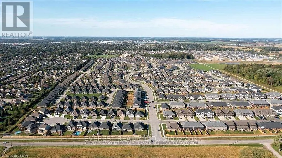 1 MELROSE COURT