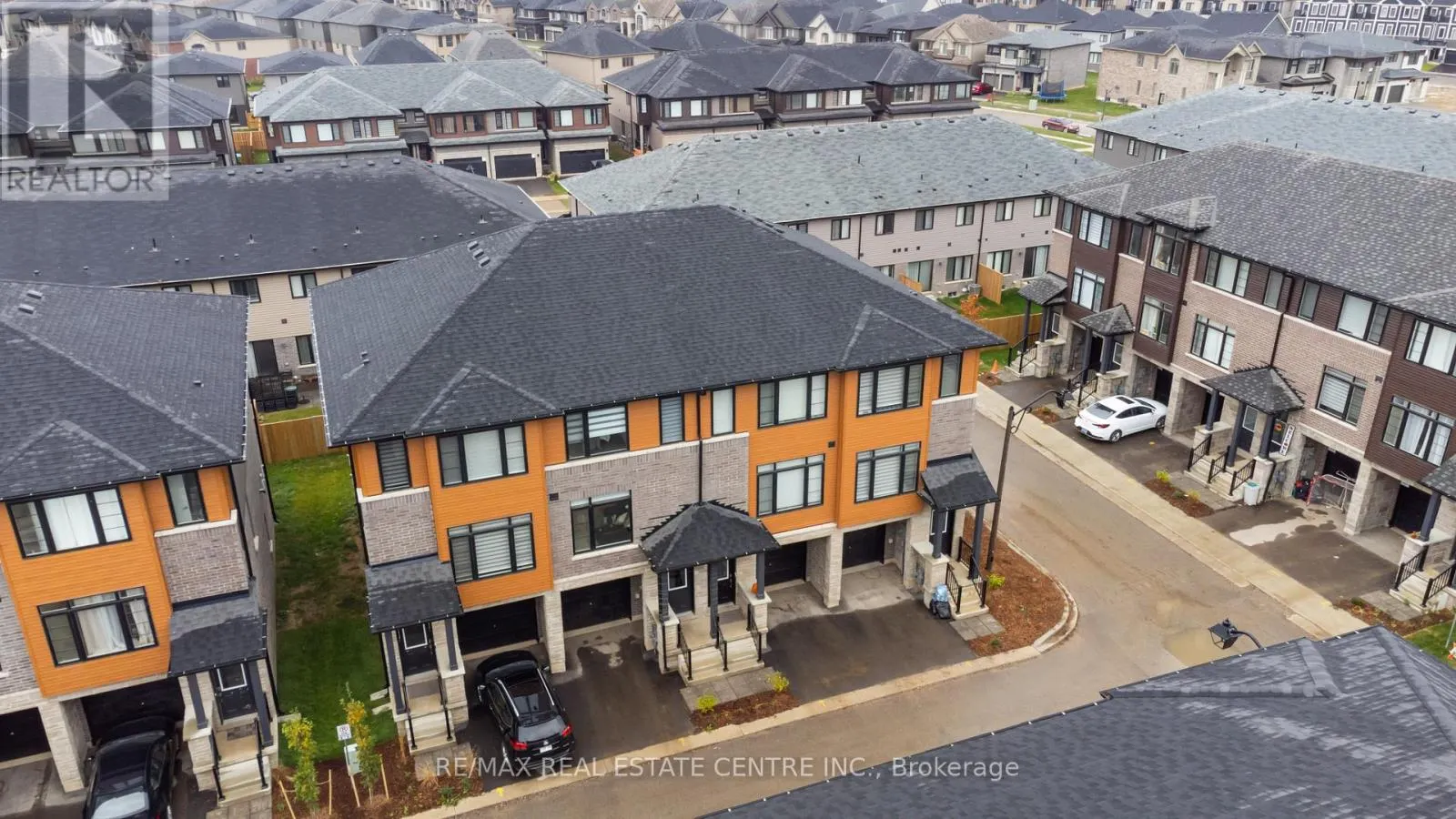 35 - 461 BLACKBURN DRIVE